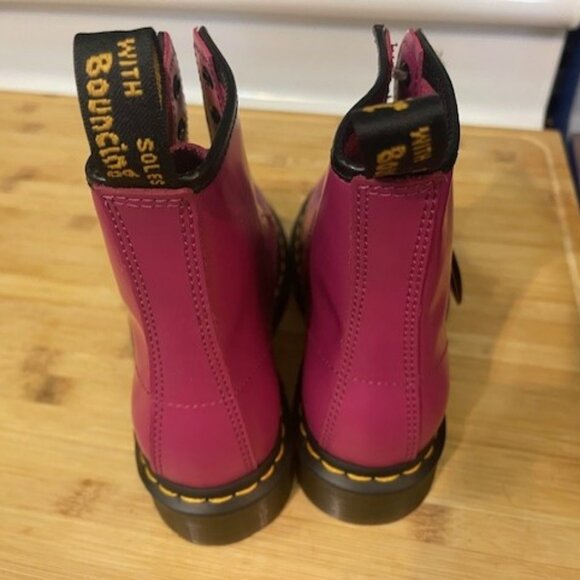 Dr. Marten Hot Pink 1460 SMOOTH LEATHER LACE UP BOOTS - RARE - Picture 9 of 16
